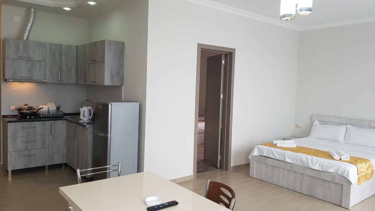 Nakashidze'S Apartments Batumi Esterno foto
