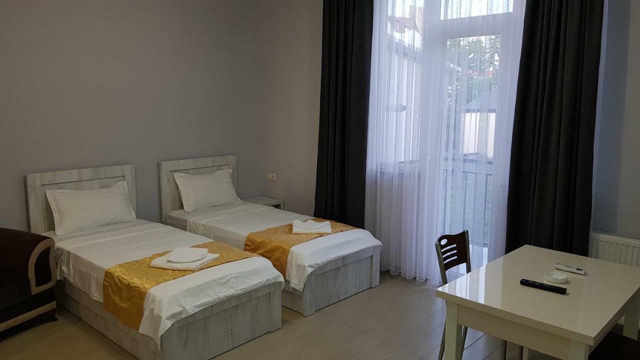 Nakashidze'S Apartments Batumi Esterno foto