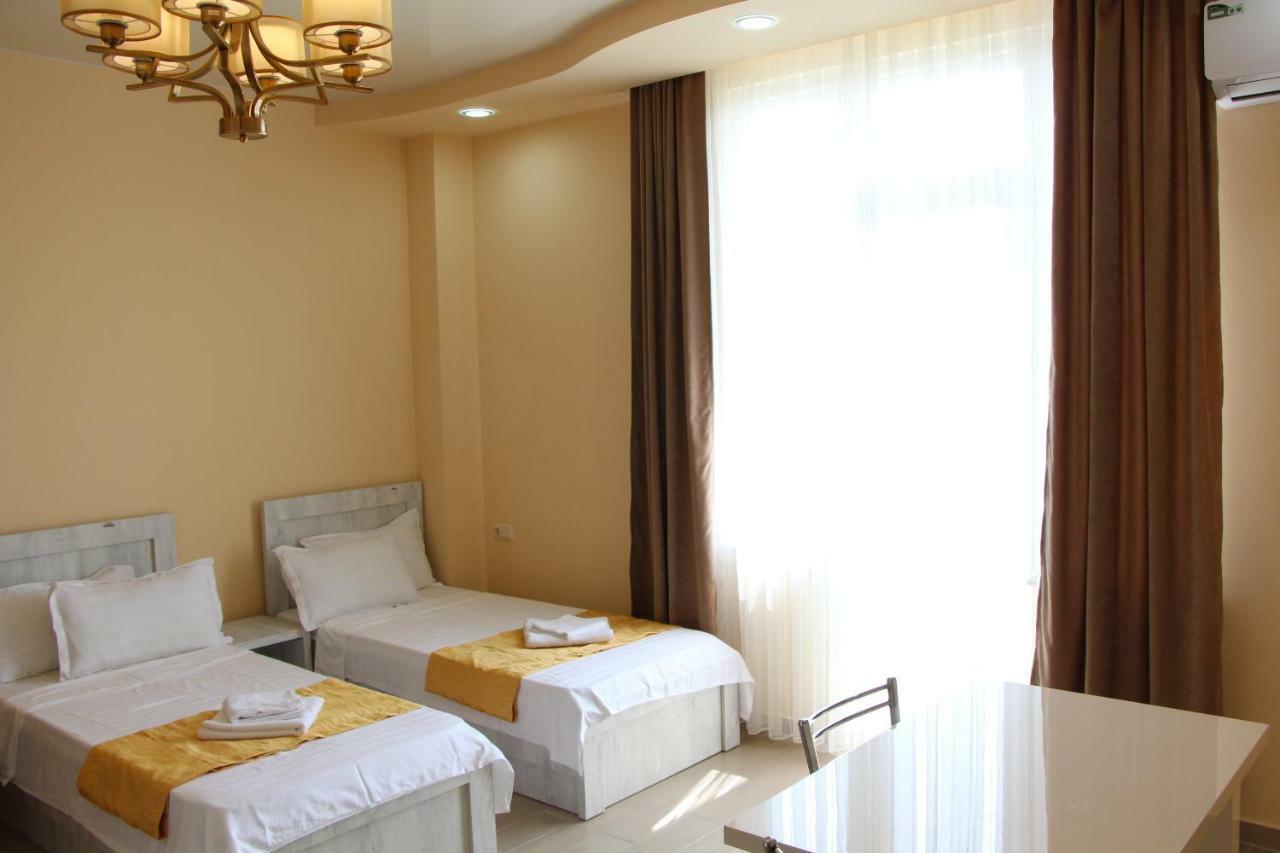 Nakashidze'S Apartments Batumi Esterno foto