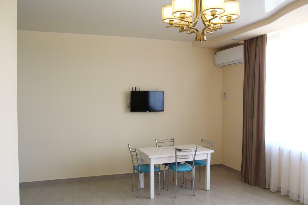 Nakashidze'S Apartments Batumi Esterno foto